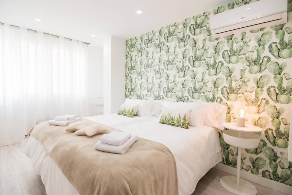 Amplio Y Moderno Apartamento En El Centro グラナダ エクステリア 写真