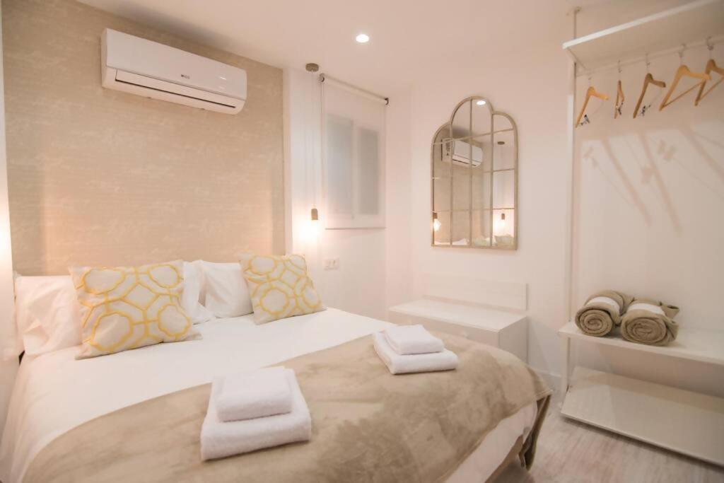 Amplio Y Moderno Apartamento En El Centro グラナダ エクステリア 写真